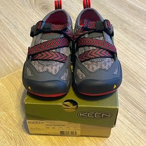 KEEN Komodo Dragon Little Kid’s Size 10